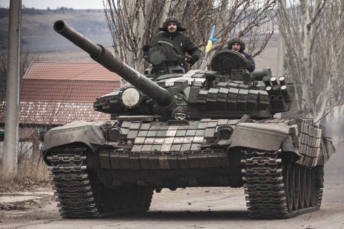 Morocco Sending T-72B Tanks To Ukraine