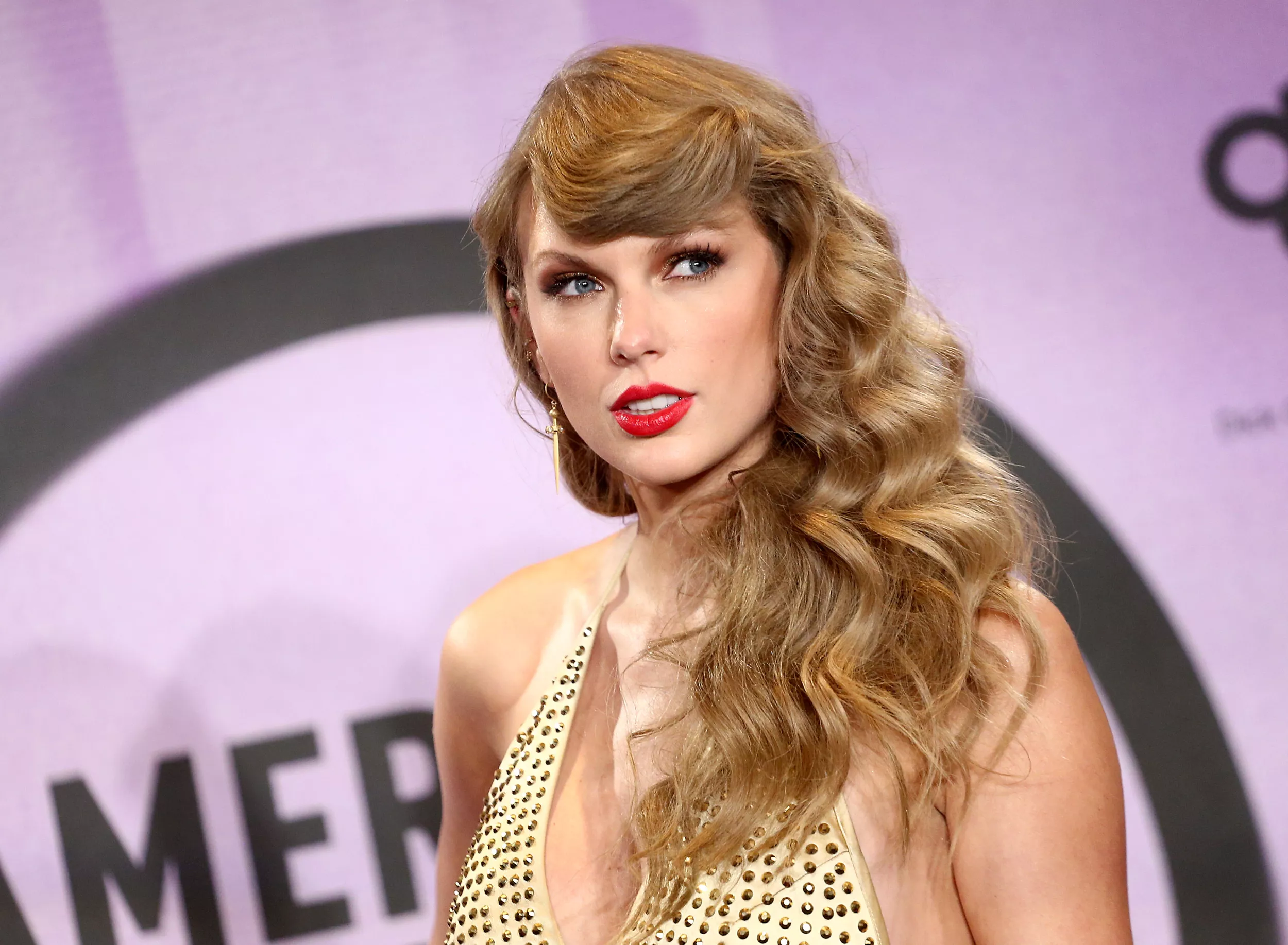 Senate Holds Taylor Swift-Ticketmaster Hearing Today—What to Expect - Vimarsana News