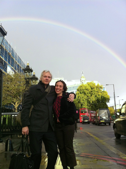 Julian Assange och Stella Moris i London