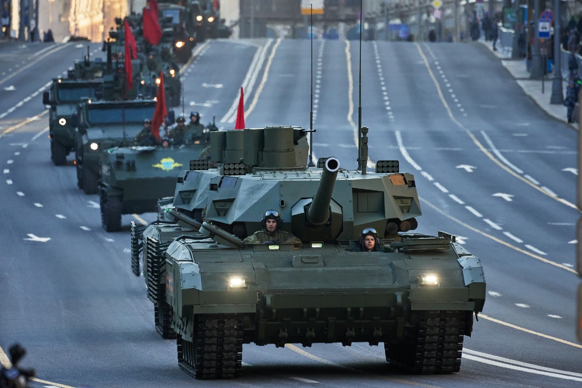 What Are T-14 Armata Battle Tanks? Russian Vehicles Plagued With Problems - Newsweek
