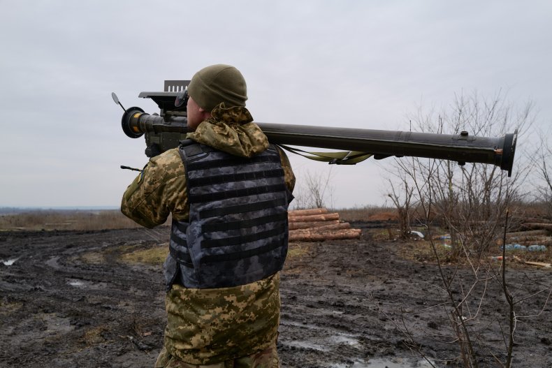 Soldato ucraino con MANPAD