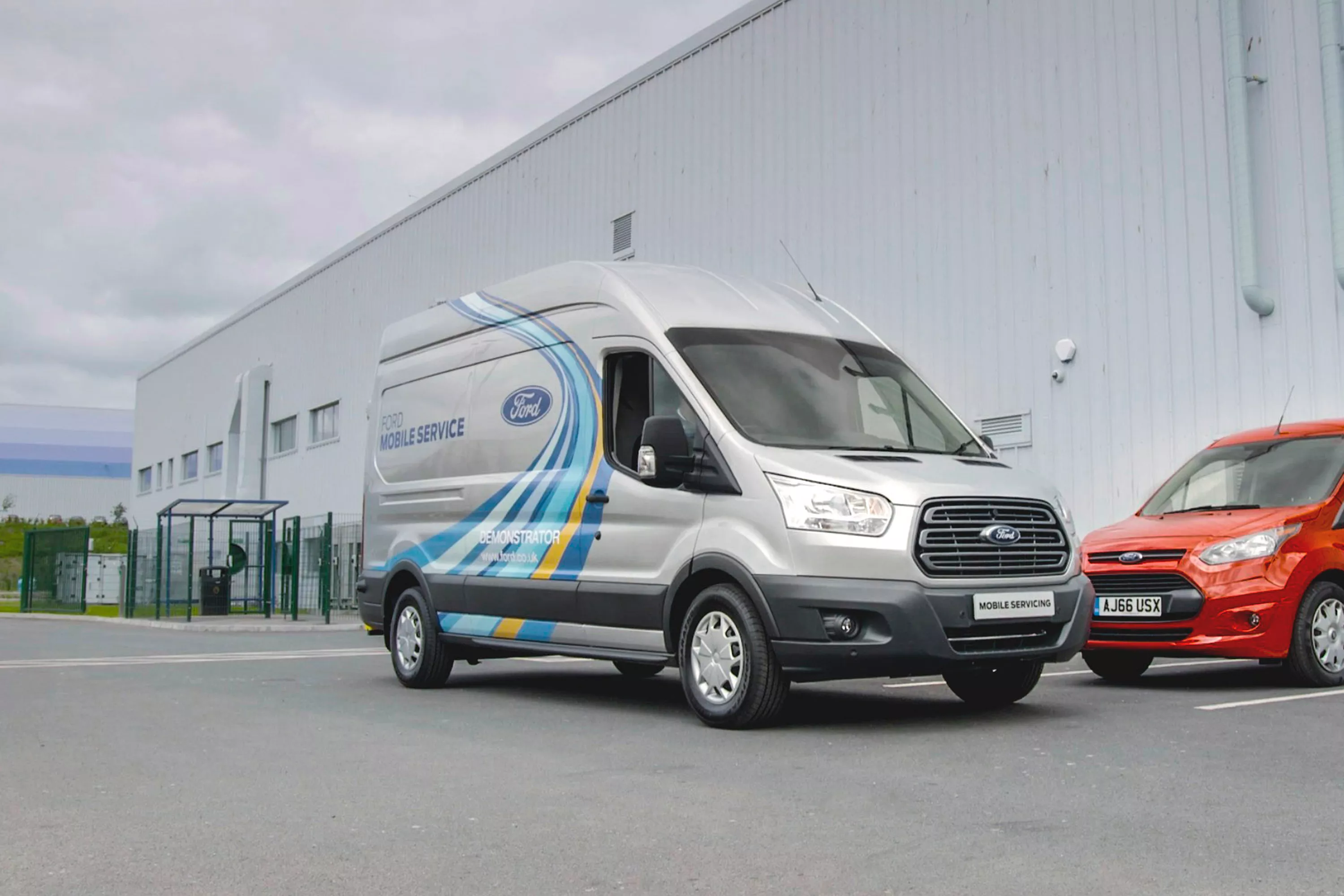 Ford Will Now Pickup and Deliver Your Car if it Needs Service, For Free - Vimarsana News