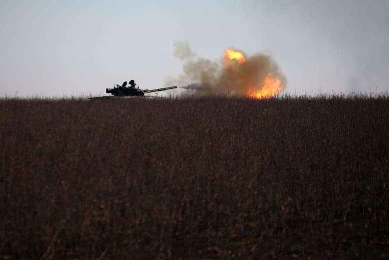 Ukraine tank fires at Russians near Bakhmut