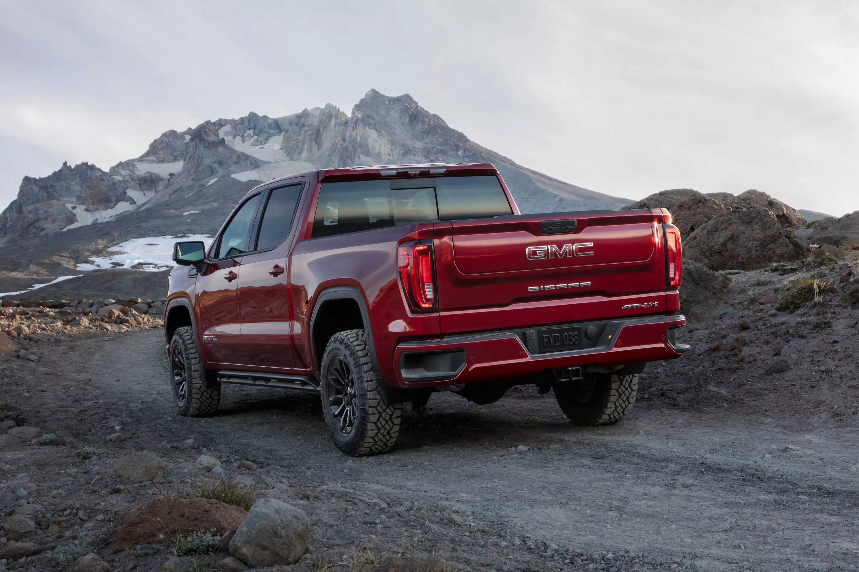 The 5 Ways GMC's Sierra Interior Outclasses Its Ford, Toyota Rivals - Vimarsana News