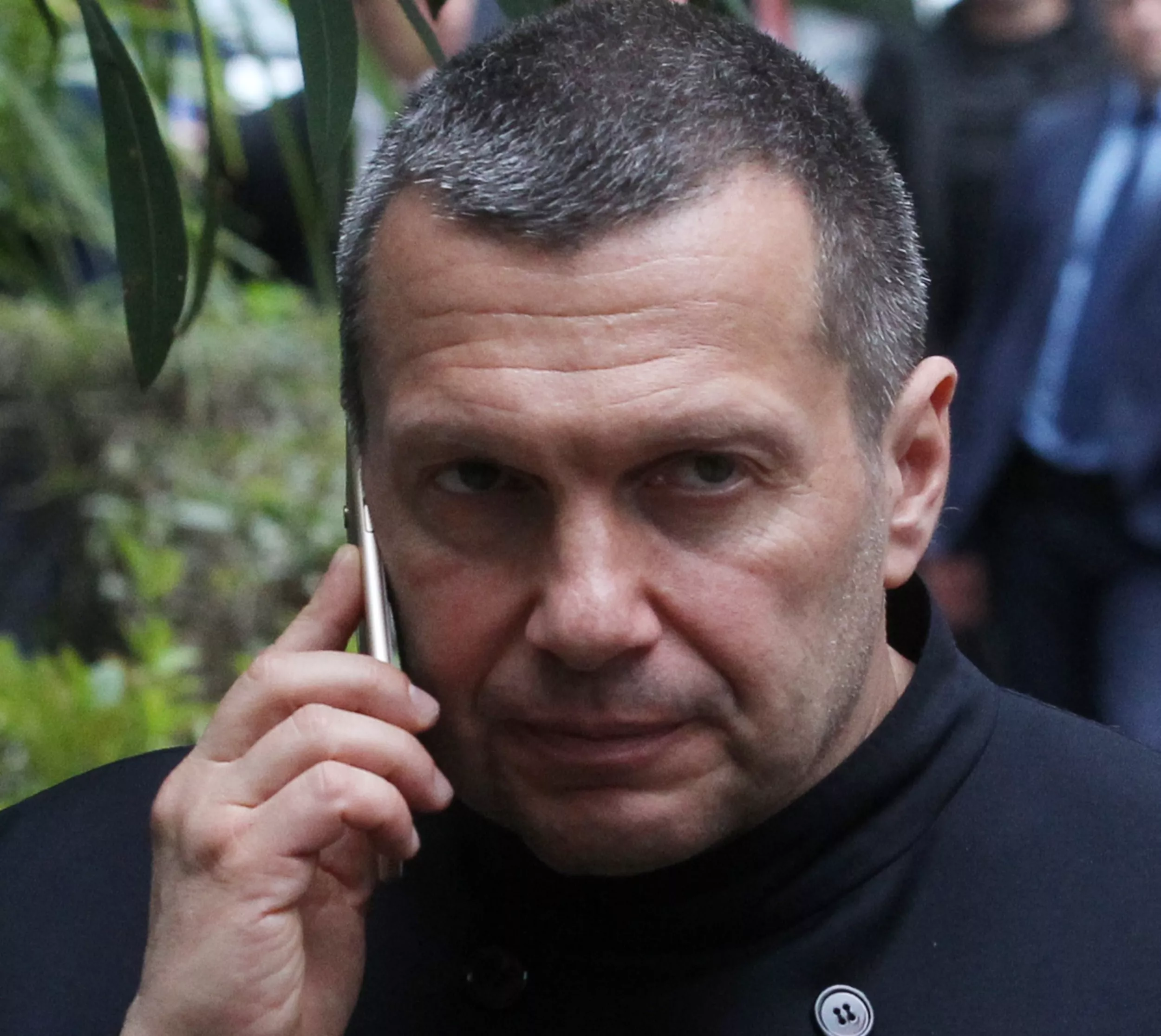 Russian Host Explodes Over U.S. Help for Ukraine: 'Should Be on Fire' - Vimarsana News