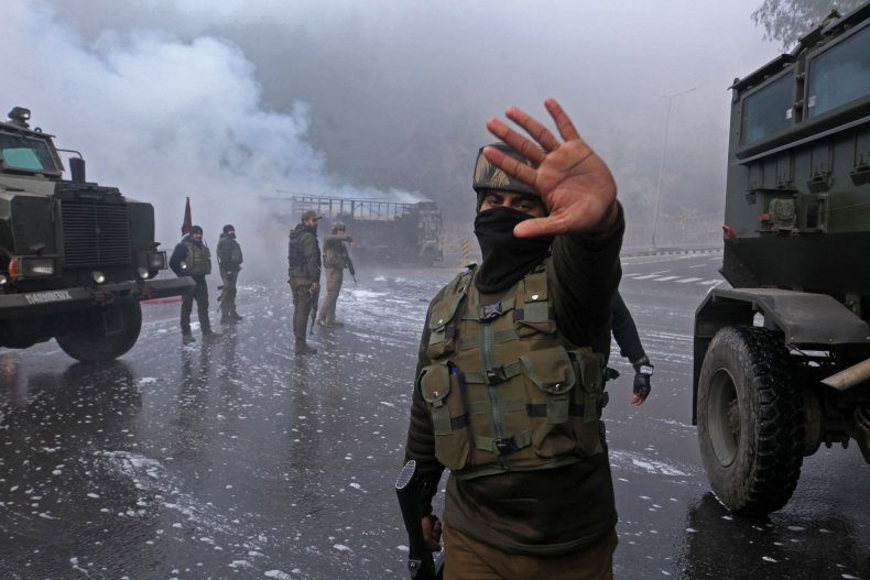 India, soldiers, in, Jammu, and, Kashmir, attack