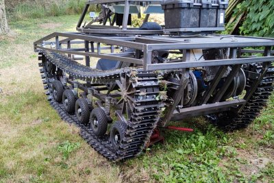 Movsur Zagaev Built a Toy Tank Movsur Zagaev Built a Toy Tank
