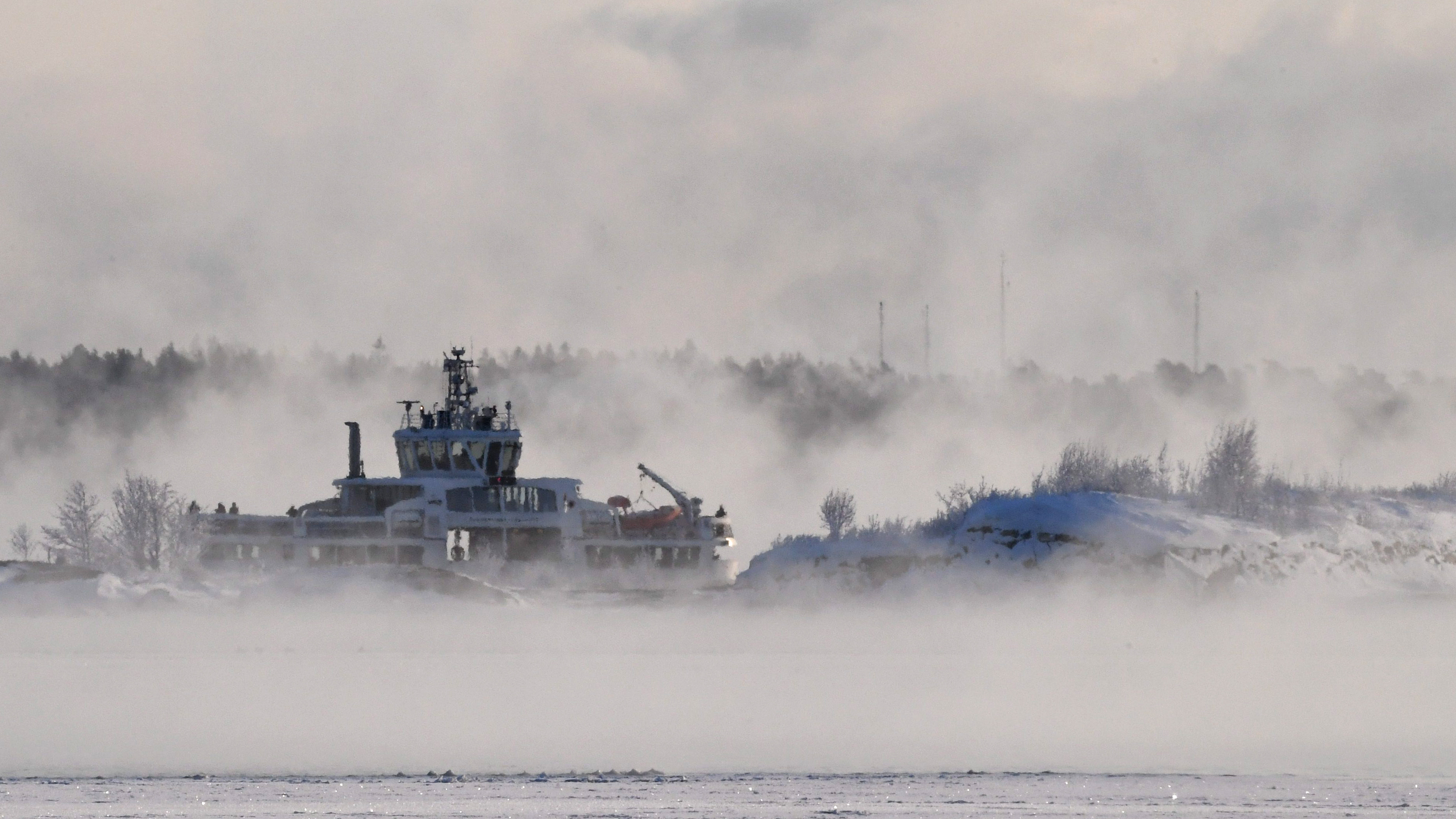 Full List of Bizarre Weather Phenomena Caused by the 'Arctic Outbreak'