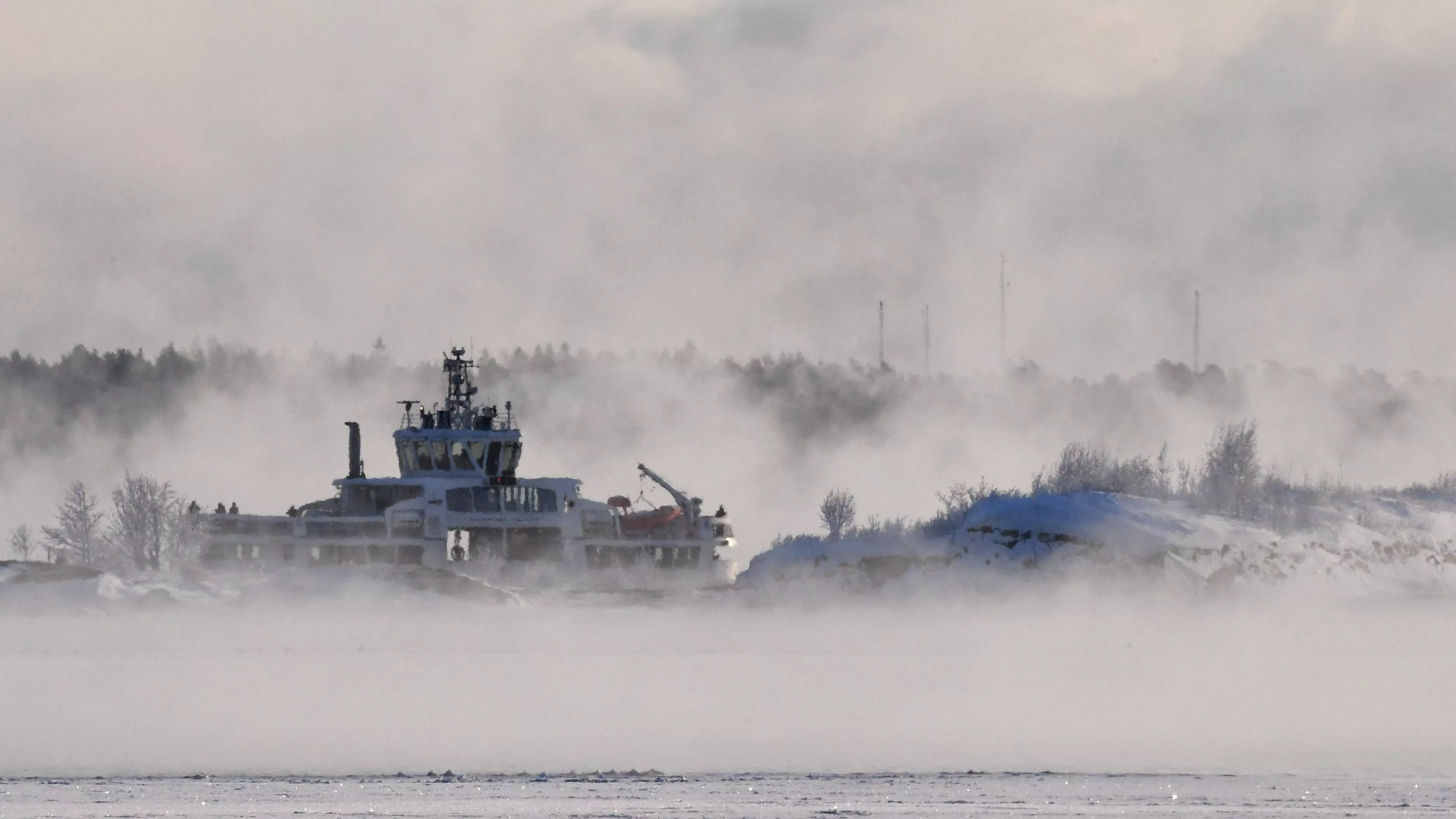 Full List of Bizarre Weather Phenomena Caused by the 'Arctic Outbreak' - Vimarsana News