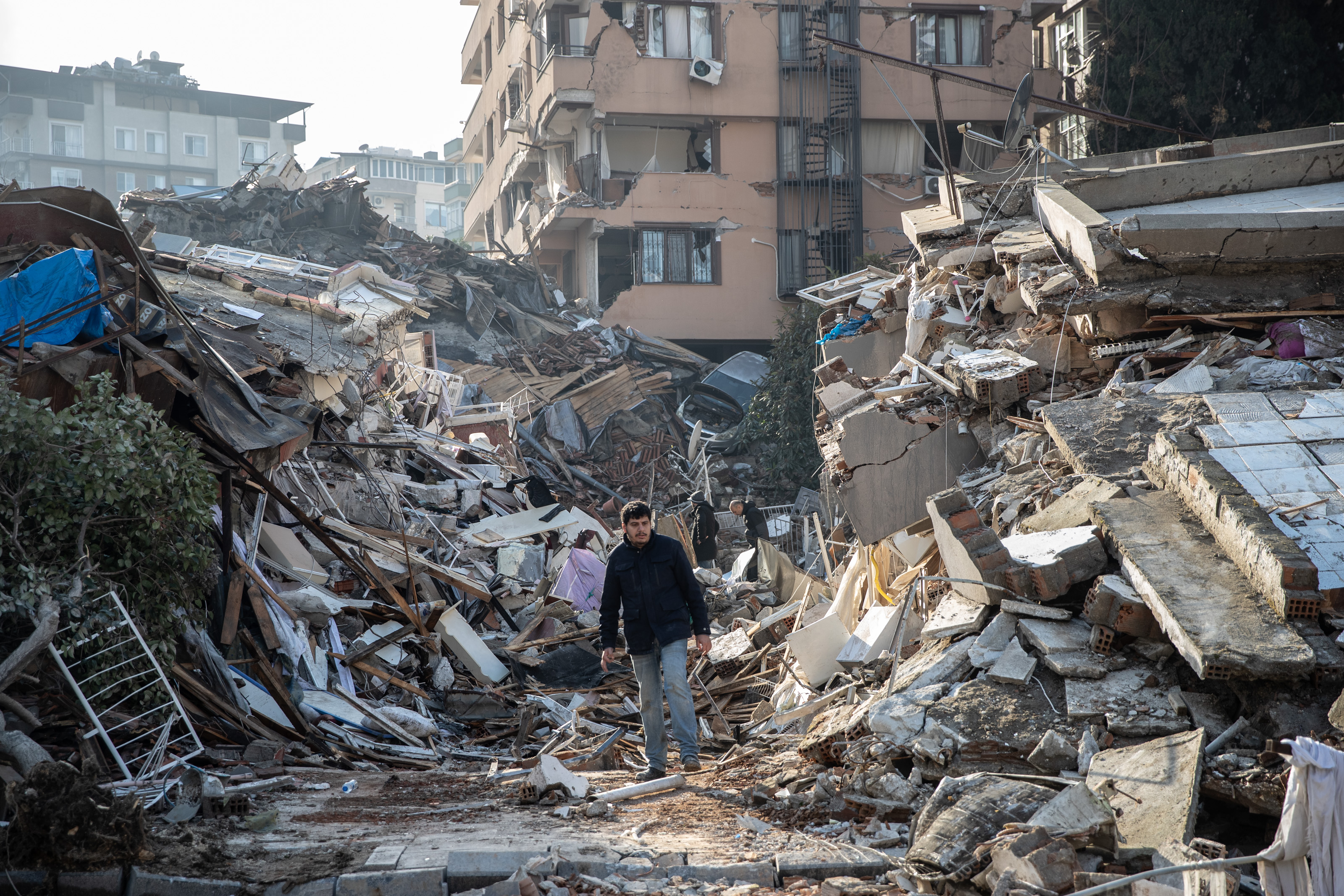 earthquake destruction before and after