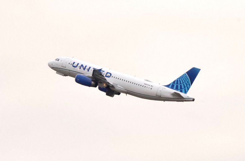 United Airlines plane flying