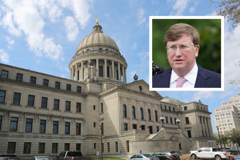 Mississippi governor election poll shows Democrat lead