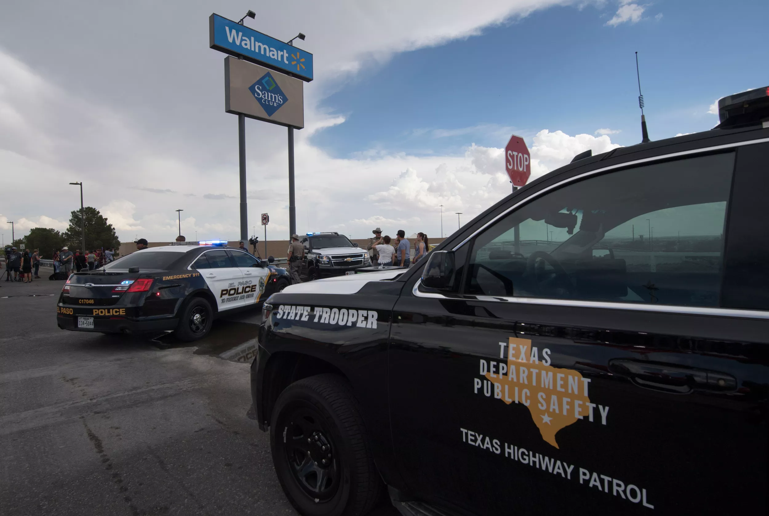 El Paso Mall Shooting Reignites Terror of Nearby Walmart Massacre - Vimarsana News