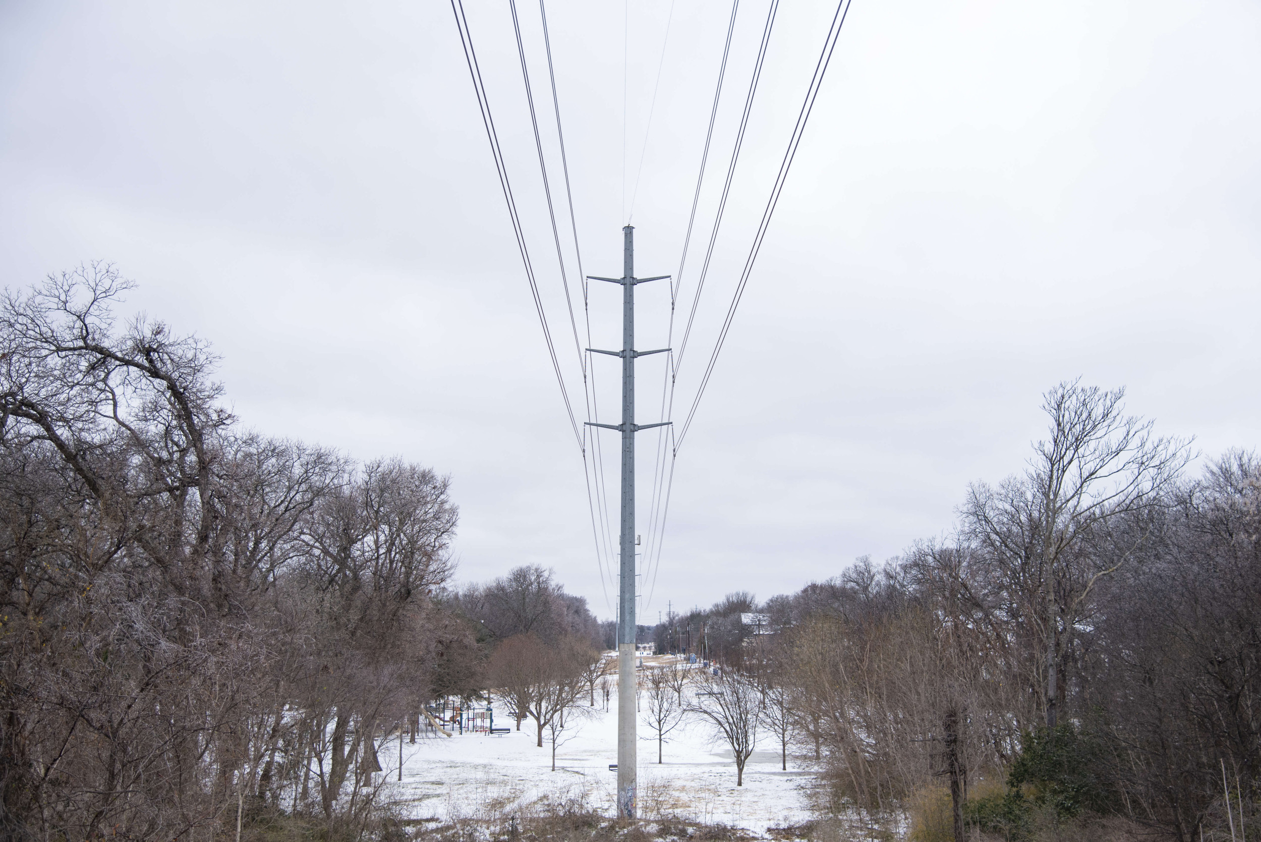 Major Winter Storm Sparks Concerns About Widespread Power Outages