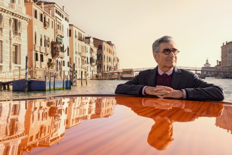 Eugene Levy Is (Literally) the ‘Reluctant Traveler’ 