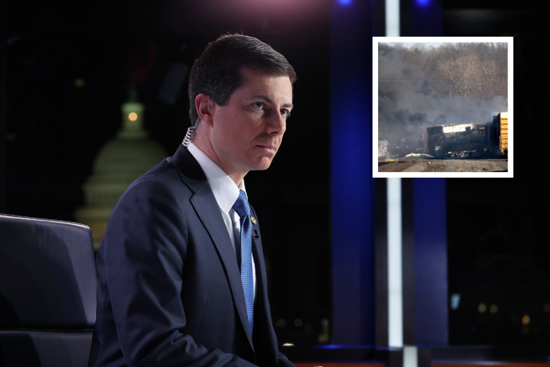 Pete Buttigieg East Palestine Ohio train