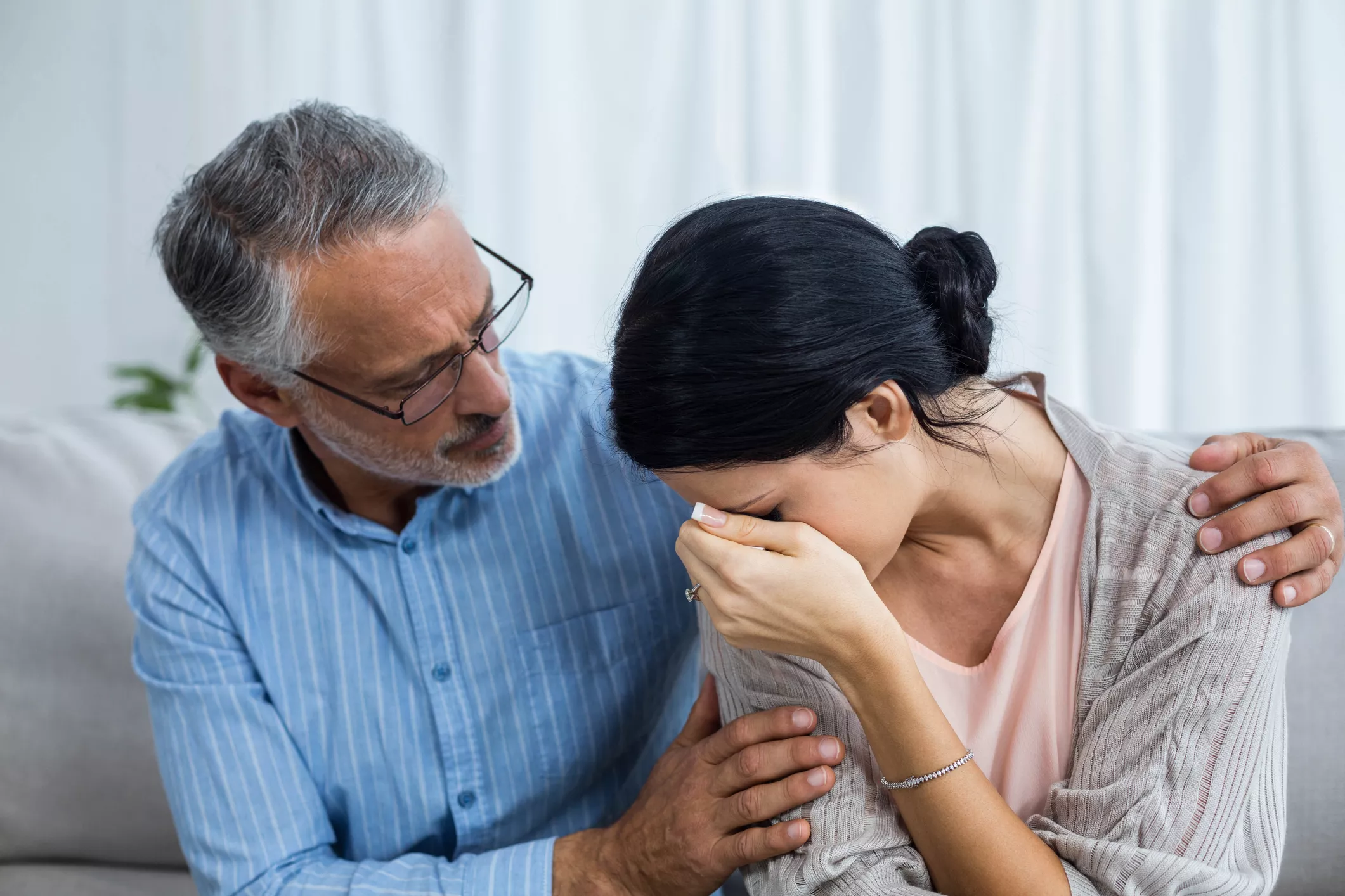 Dad Ditching Son's Wedding to Spend Time With Ex-Daughter-in-Law Applauded - Vimarsana News