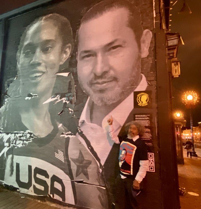 Eyvin, Hernandez, mural, in, Washington, DC