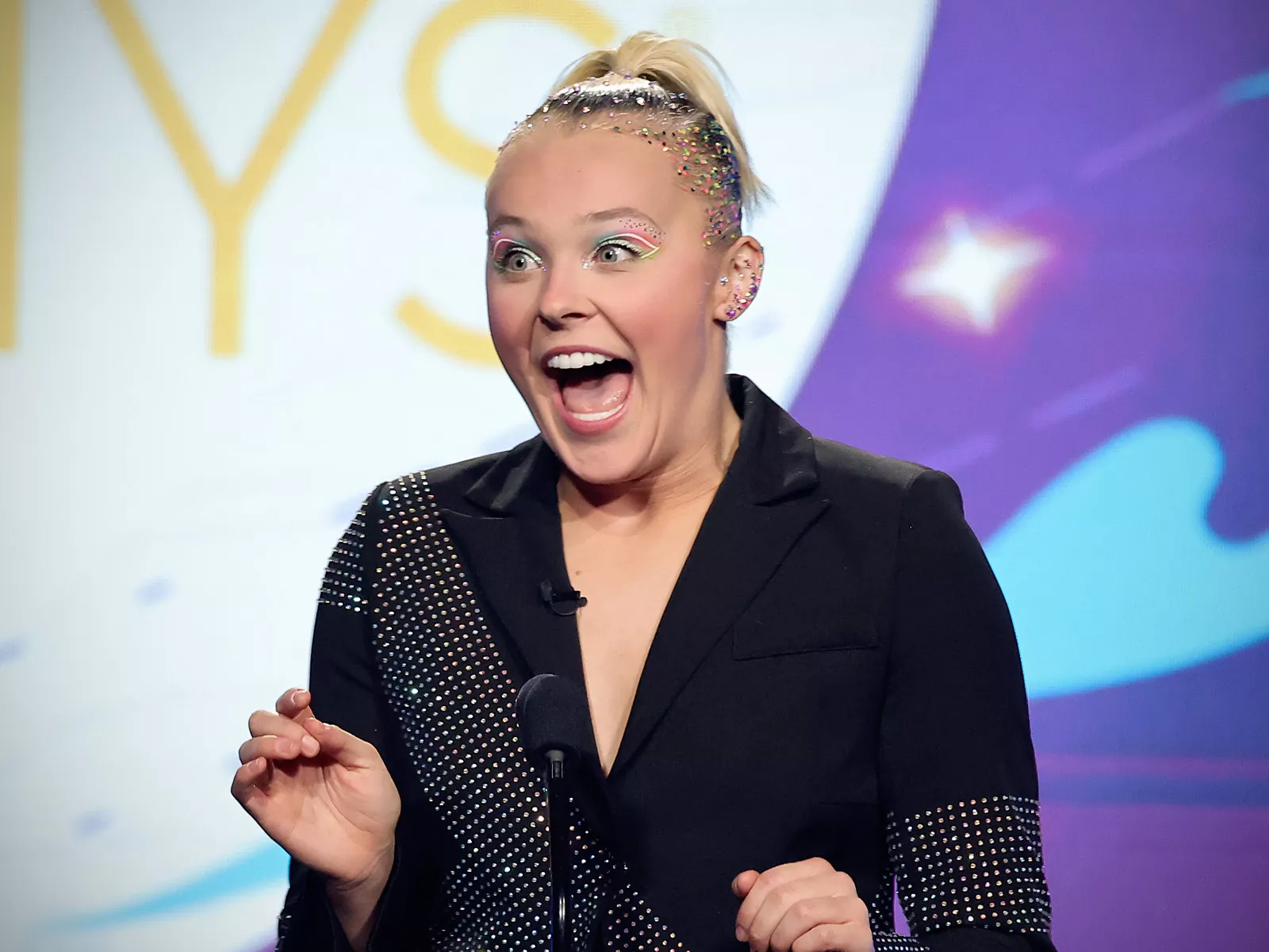 Jackson Mahomes Shades JoJo Siwa Amid Online Backlash - Vimarsana News