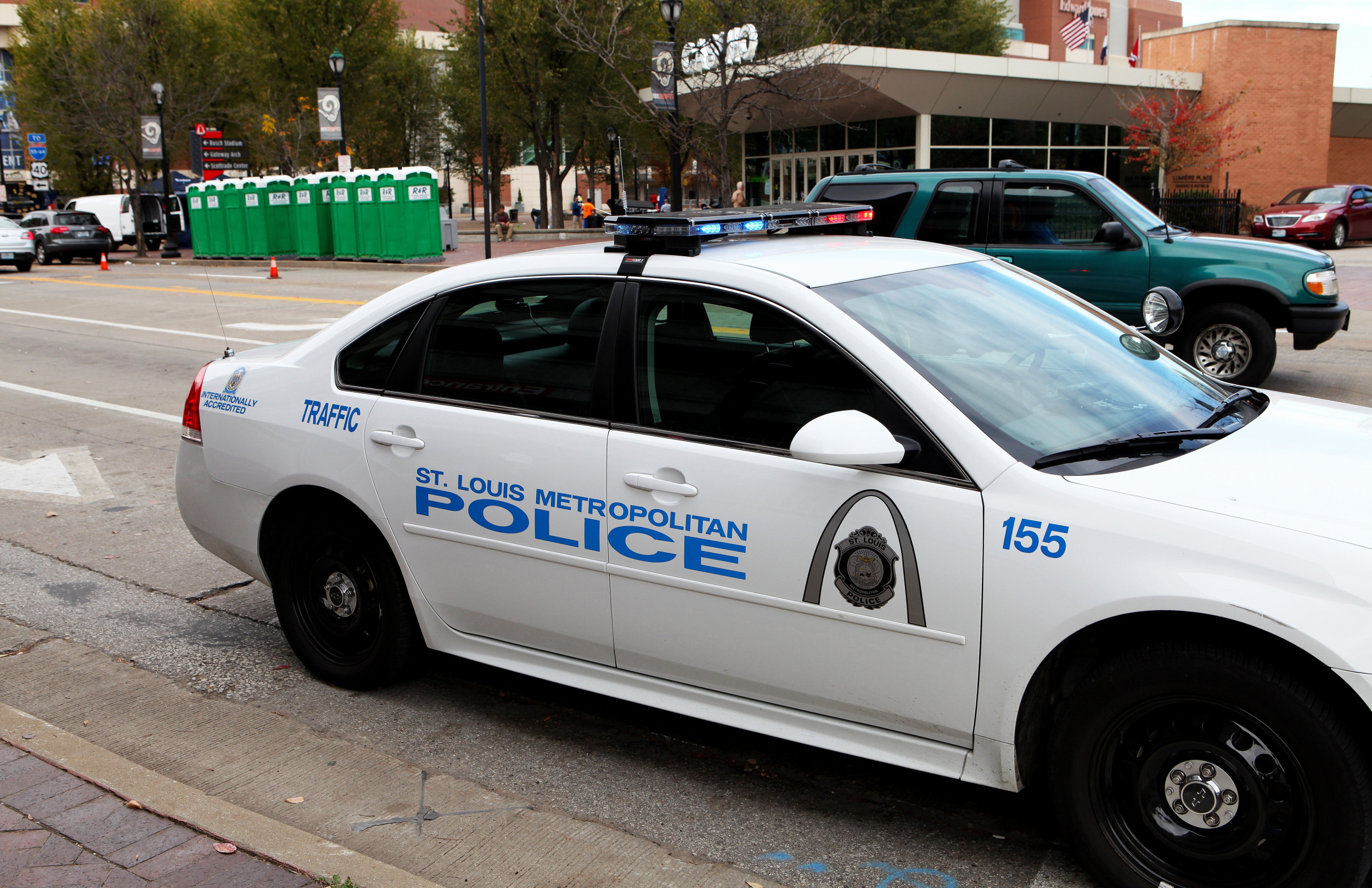 Who is Deshawn Thomas? St. Louis Suspect Charged With Shooting Homeless Man
