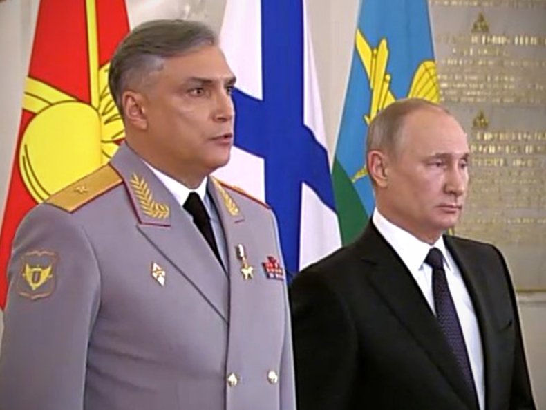 Lieutenant General Matovnikov and Vladimir Putin