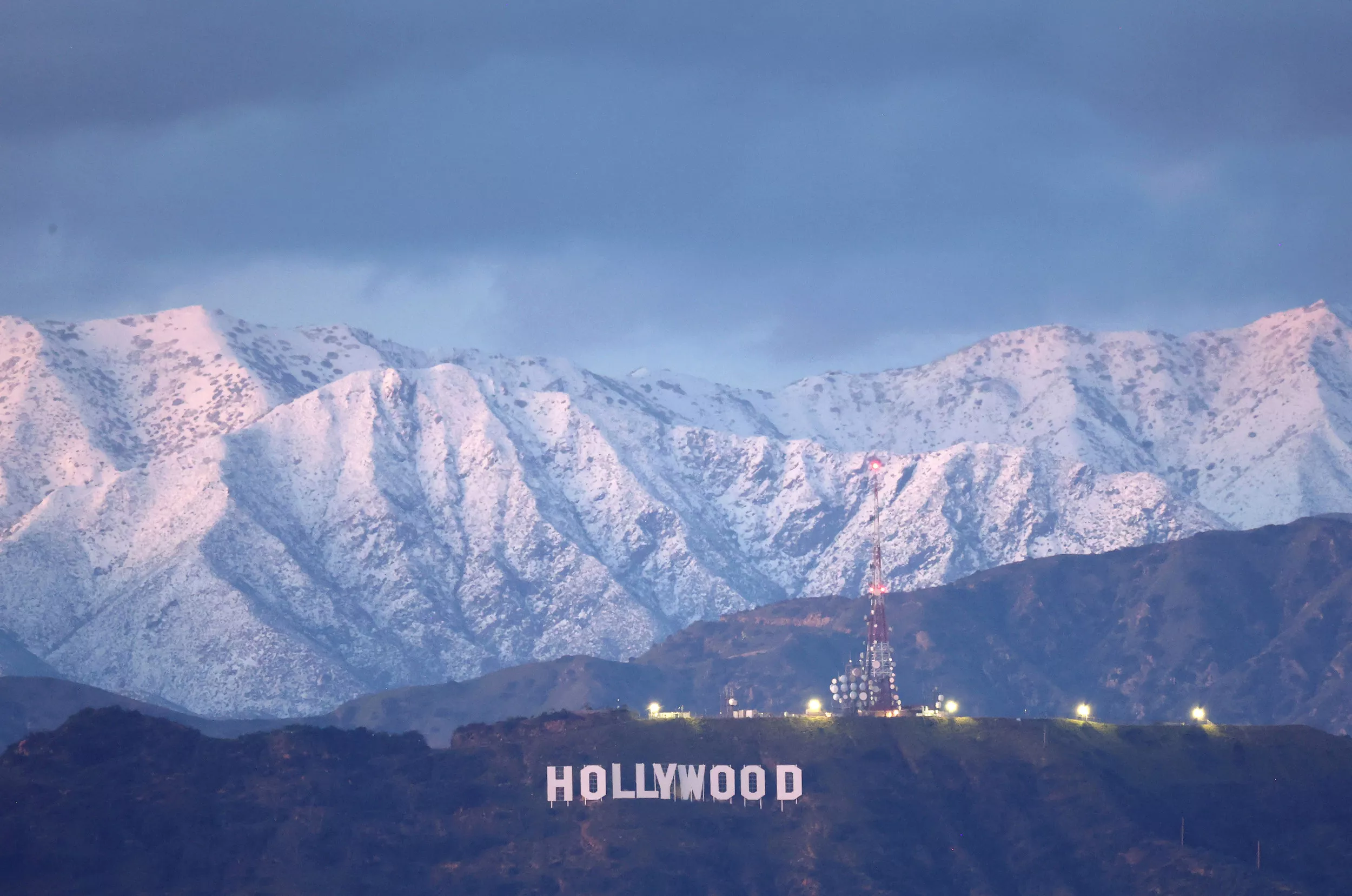 Californians Plea for Help After Rare Snow Entraps San Bernardino Mountains - Vimarsana News