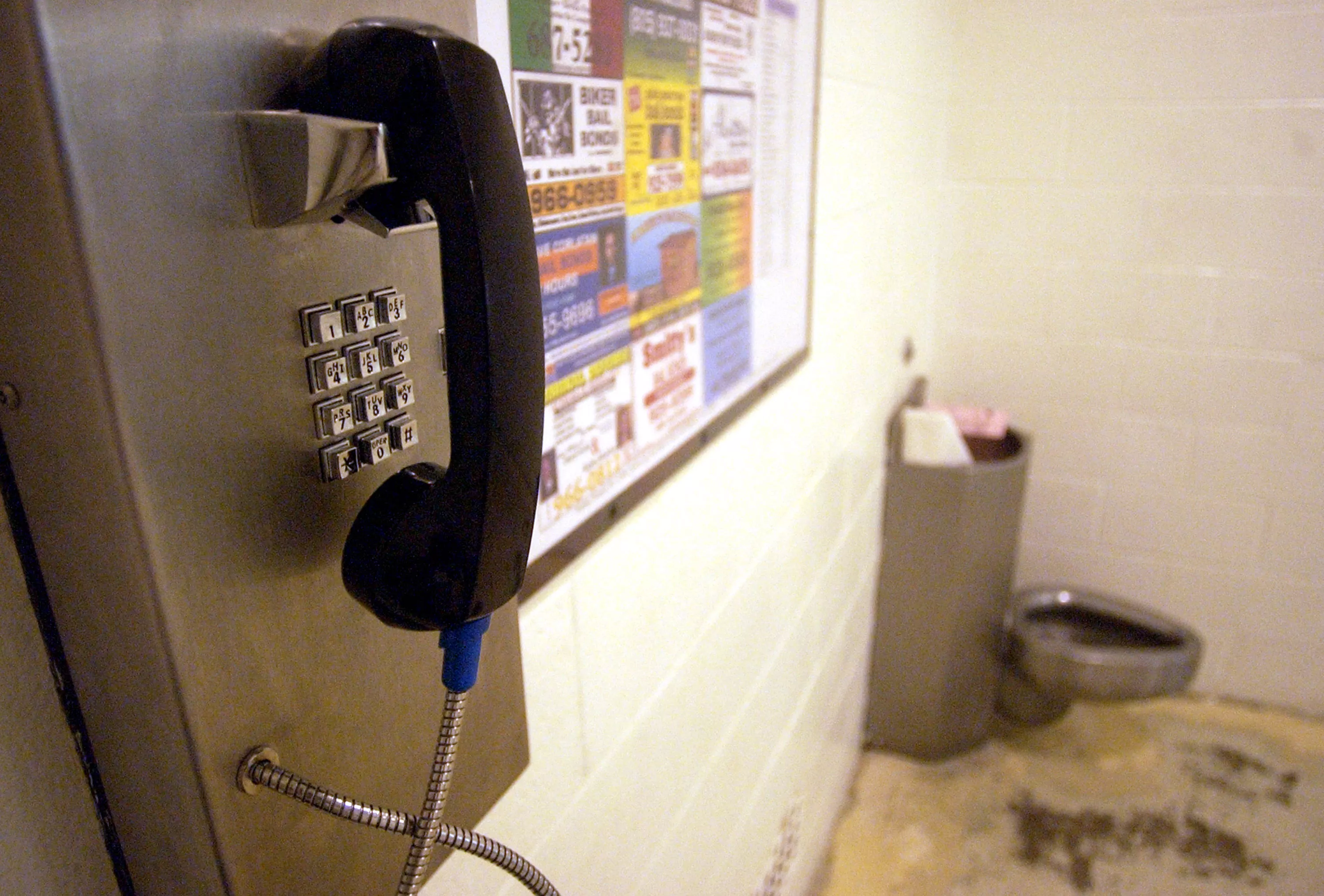 Cult Leader Used Jail Phone to Talk to 'Sexy Darling' 13-Year-Old - Vimarsana News