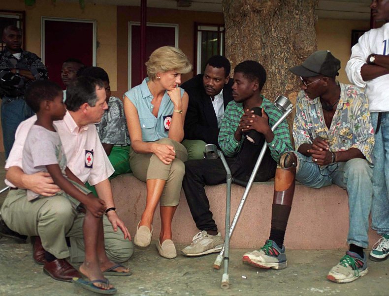 Princess Diana Meets Landmine Victims
