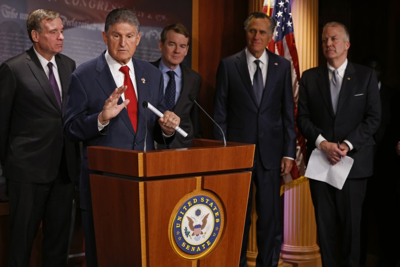 Senators Discusses Bill Allowing Banning Of TikTok