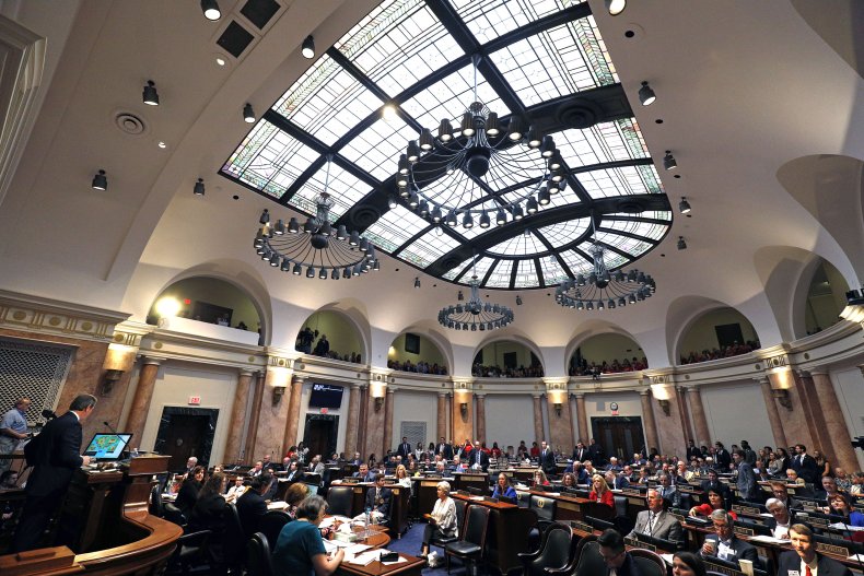 Kentucky Legislature Book Ban Drag Show Bills