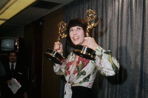 Lily Tomlin Gets Sweet Revenge in ‘Moving