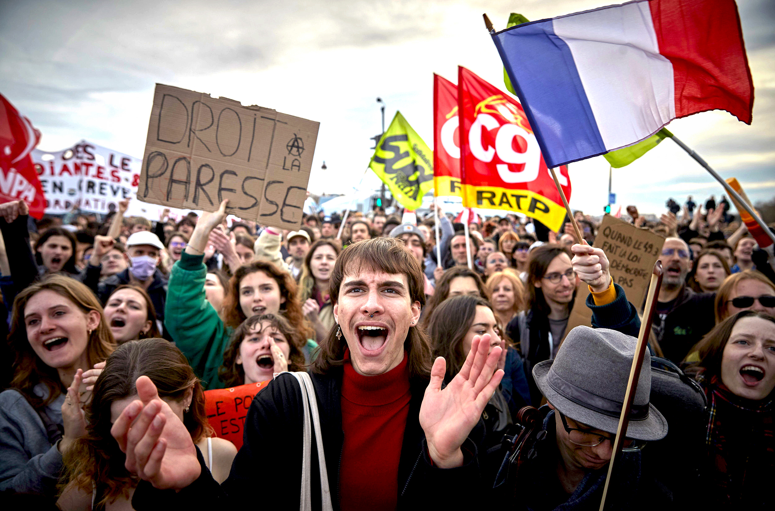 protests breakout over frances pension reform