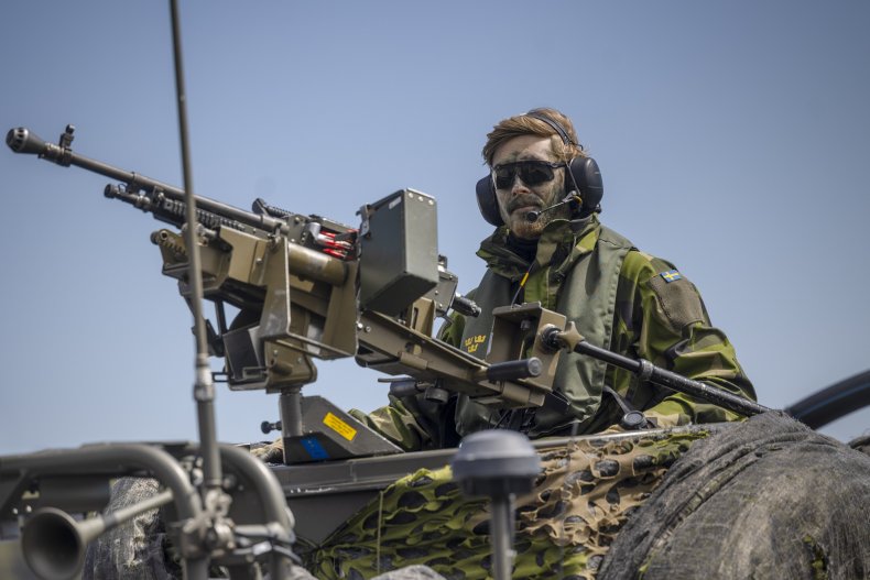 Swedish soldier in NATO drills Baltic Sea