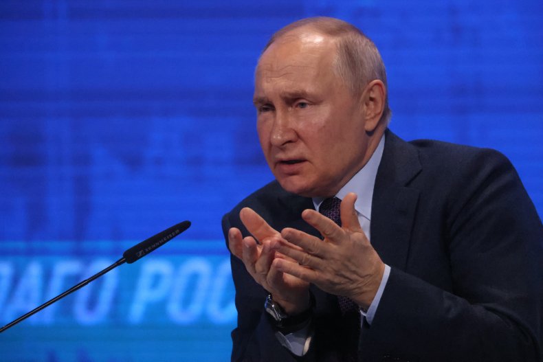 Vladimir Putin at business meeting in Moscow