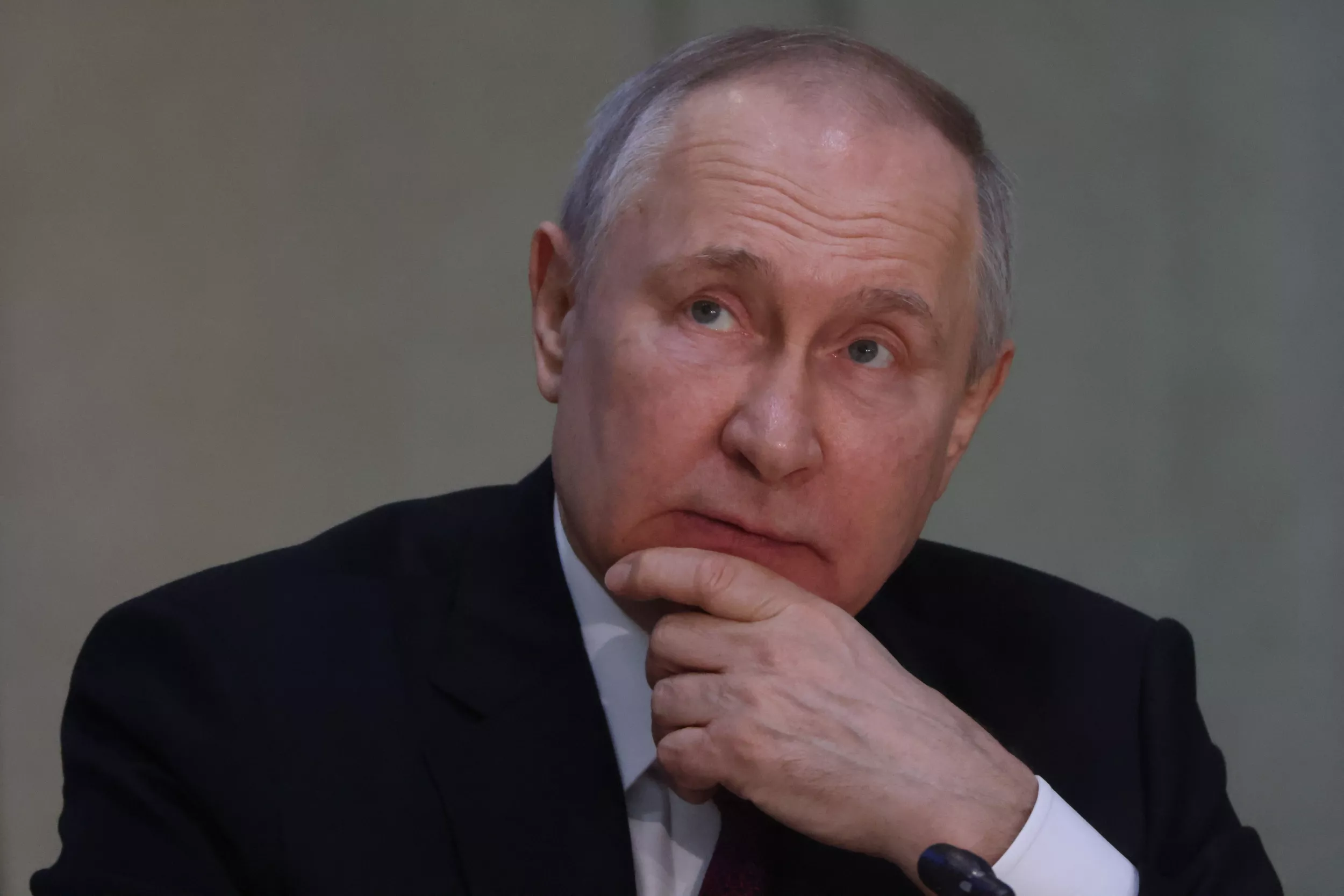 Kremlin Already Searching for Putin's Replacement: Intelligence Official - Vimarsana News