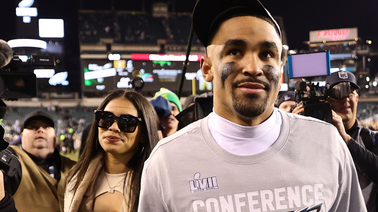 Who Is Jalen Hurts' Girlfriend, Bry Burrows? About the Eagles Star's  Relationship