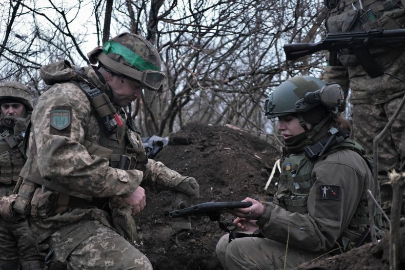 Des soldats en Ukraine