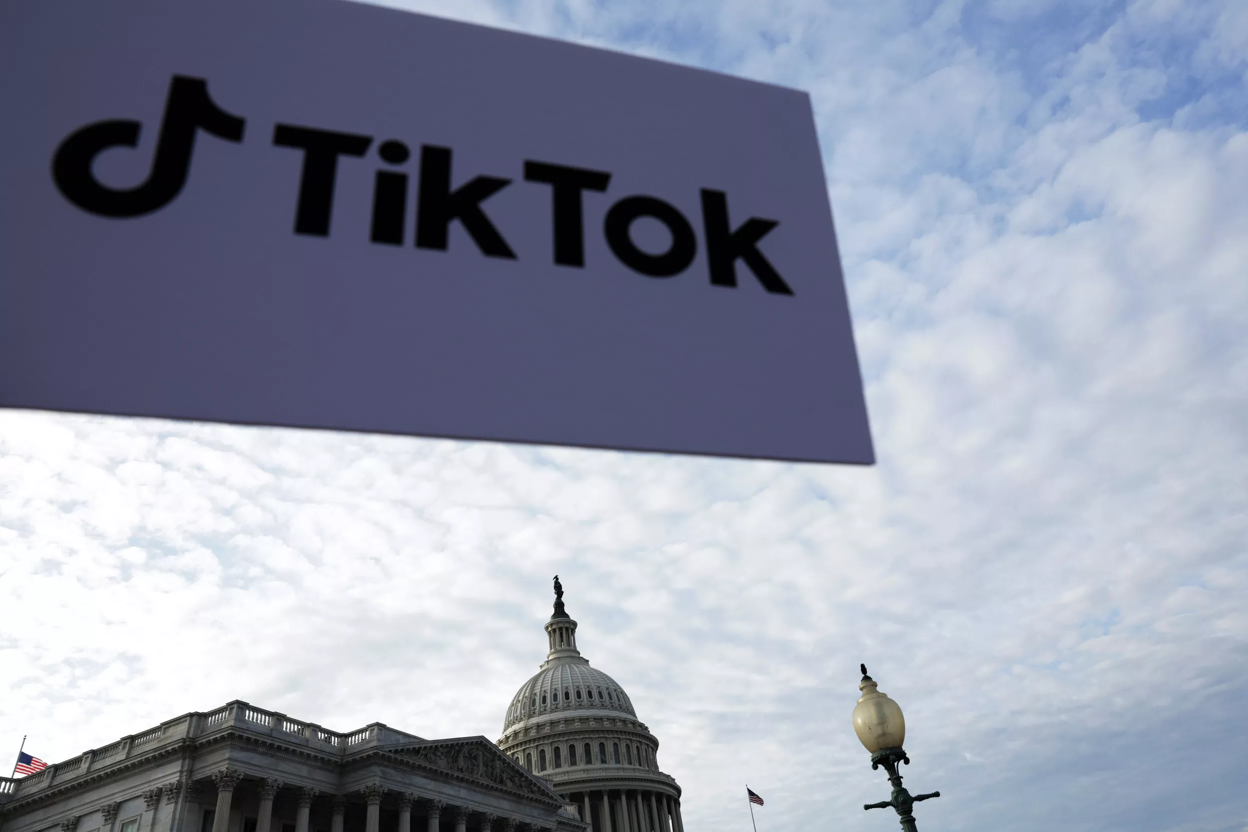 The Rise of TikTok in Six Charts - Vimarsana News