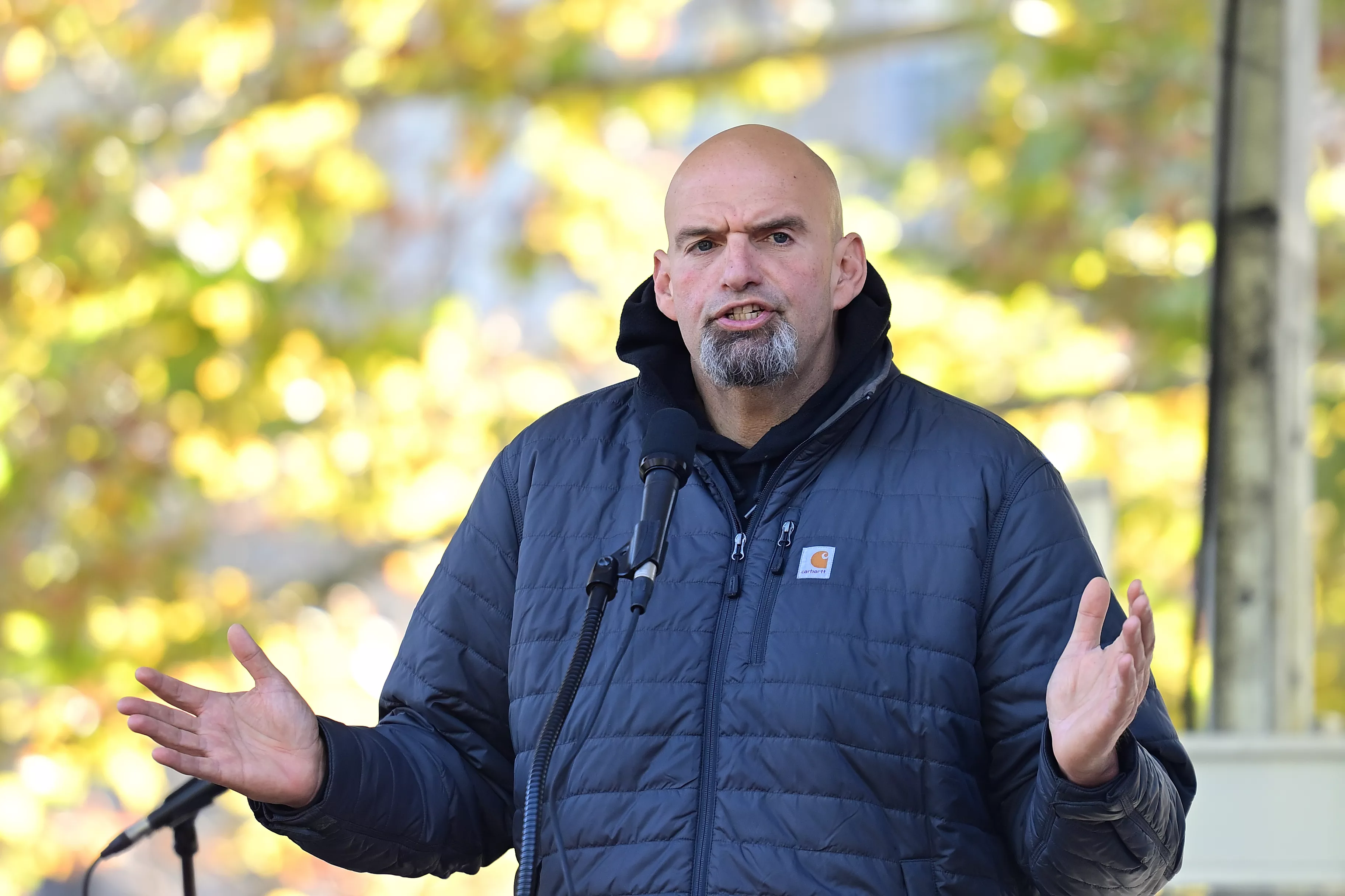 John Fetterman Hospital Photo From Last Year Fuels 'Body Double' Conspiracy - Vimarsana News