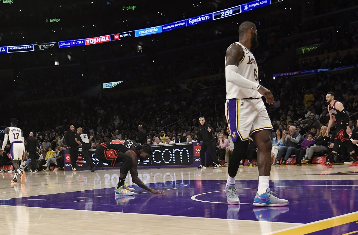 Patrick Beverley Mocks Lebron James After Shock Return From Injury Patrick Beverley Mocks Lebron James After Shock Return From Injury