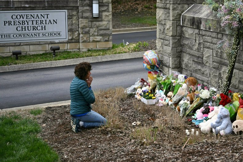 Covenant School Memorial Nashville pleure les victimes d'Audrey Hale03
