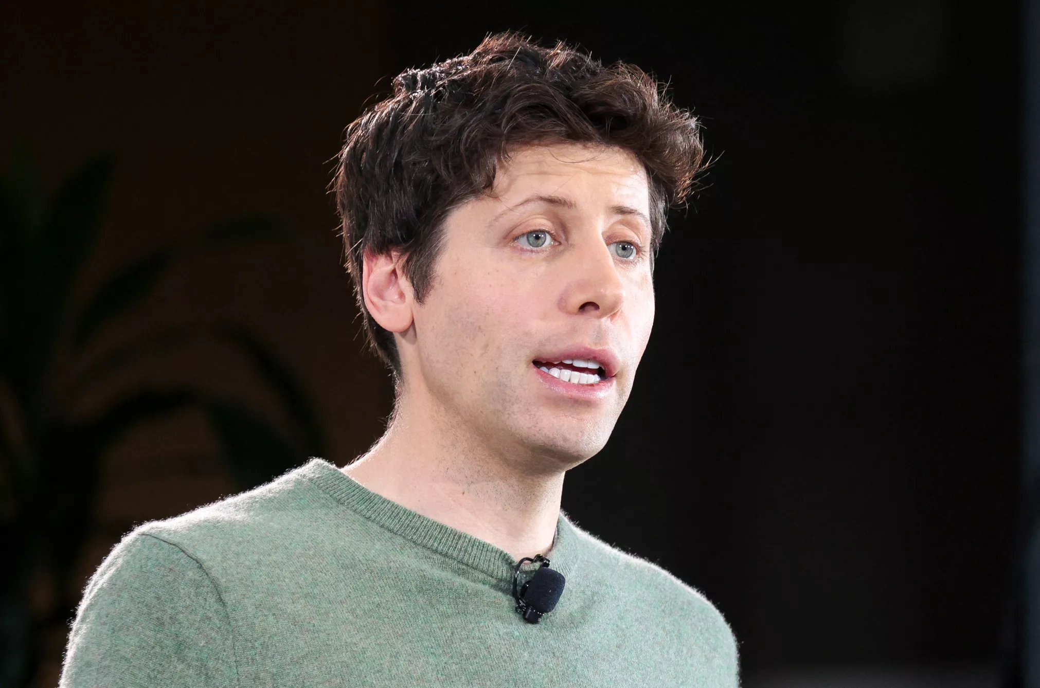 The Massive Name in AI Noticeably Absent From Pause Letter Signed by Musk - Vimarsana News