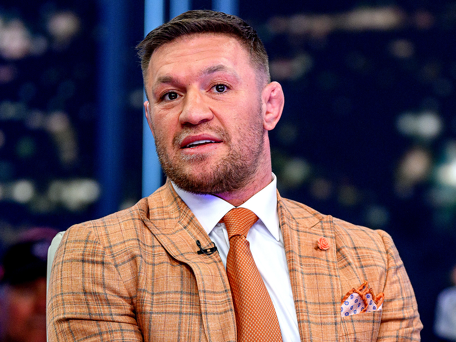 Conor McGregor suggests armed guards to prevent school shootings - abc news - World Updates - Public News Time