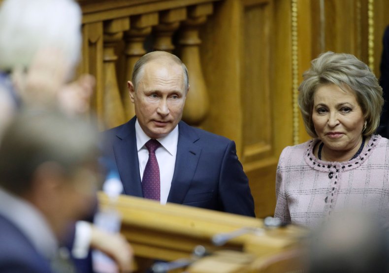Vladimir Putin dan Valentina Matviyenko Kremliln Rusia