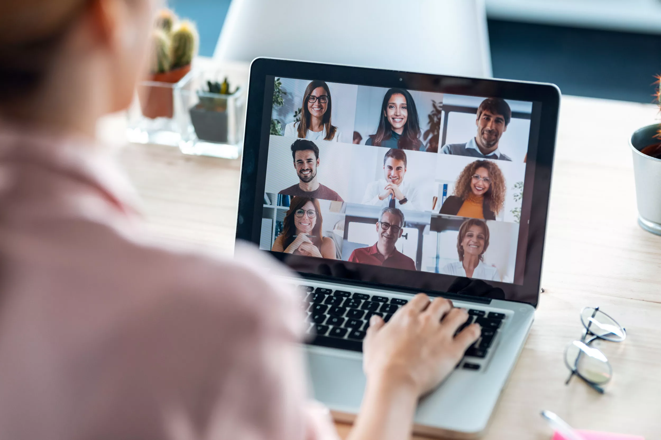 Is It Rude To Keep Your Camera Off in Remote Work Meetings? - Vimarsana News