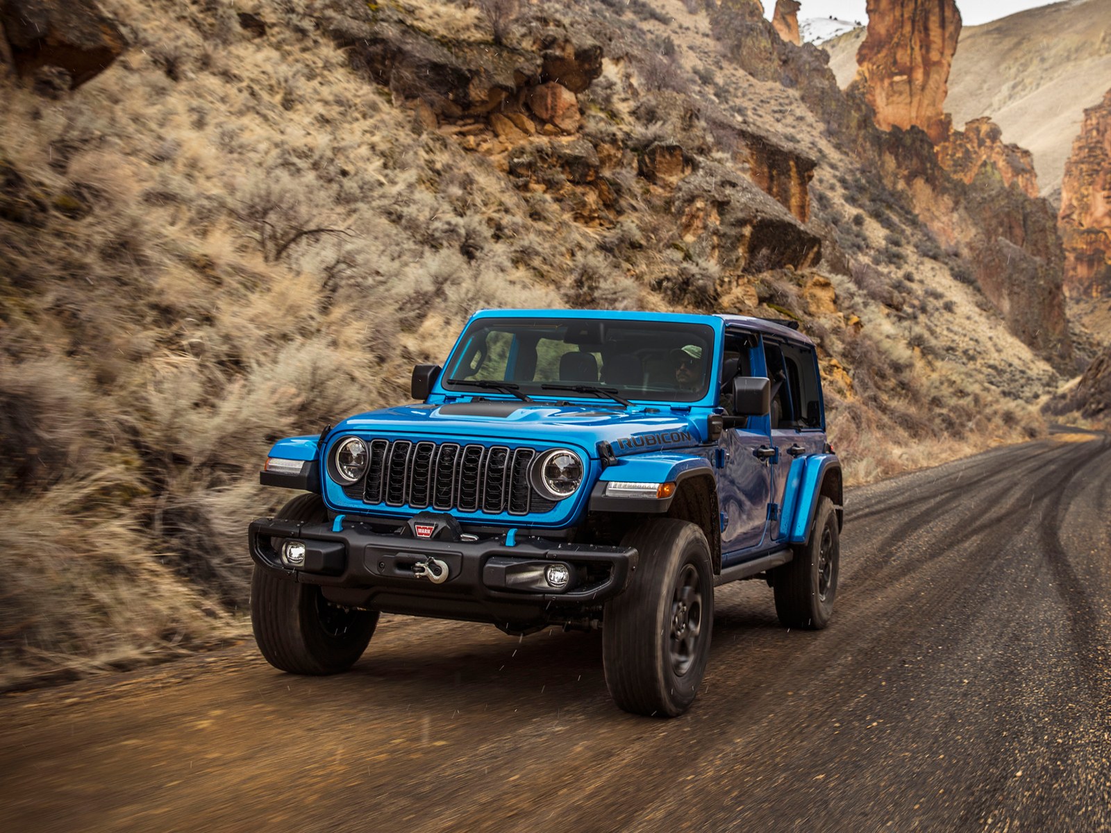Jeep Refreshes Wrangler for 2024 With New Tech and More Performance Parts