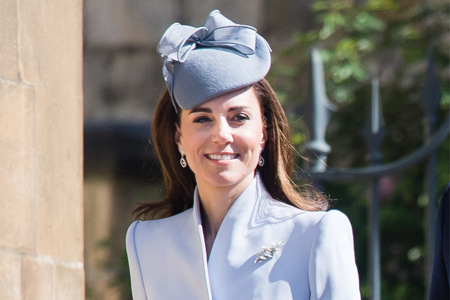 Kate Middleton's Easter Curtsy Praised by Fans—Clip Newsweek