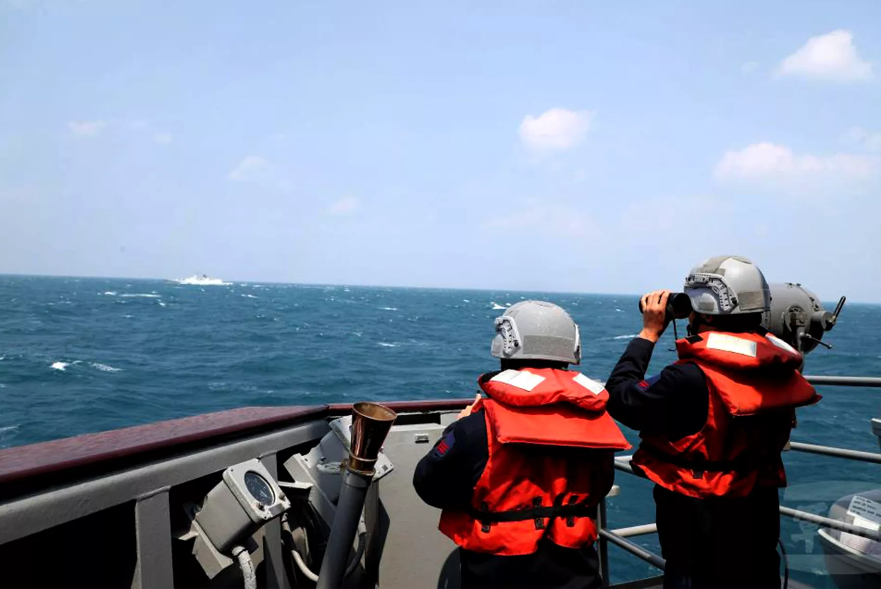 Satellite Image Captures China Warship Standoff Around Taiwan - Vimarsana News