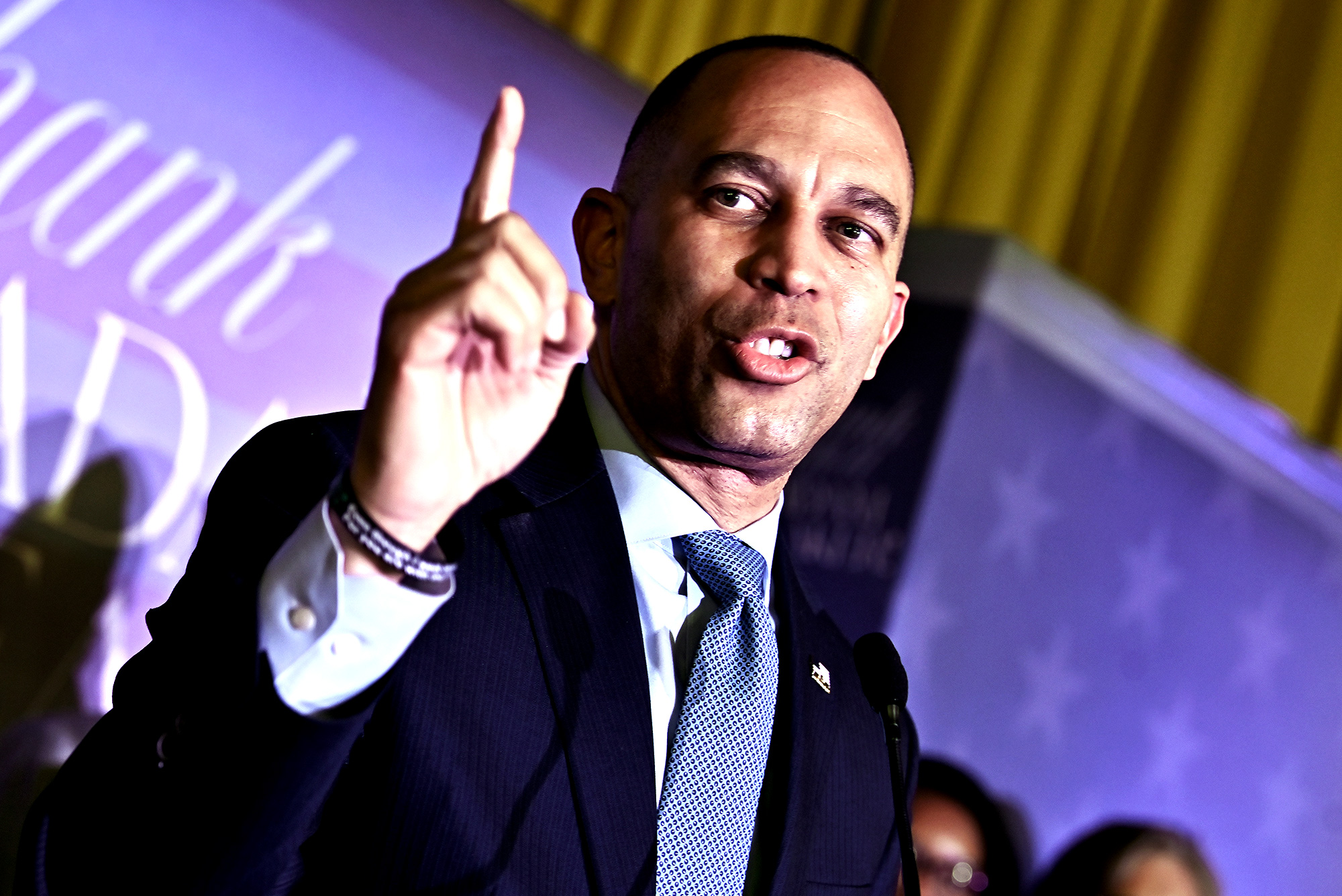 Read Hakeem Jeffries' Controversial Essay About Clarence Thomas