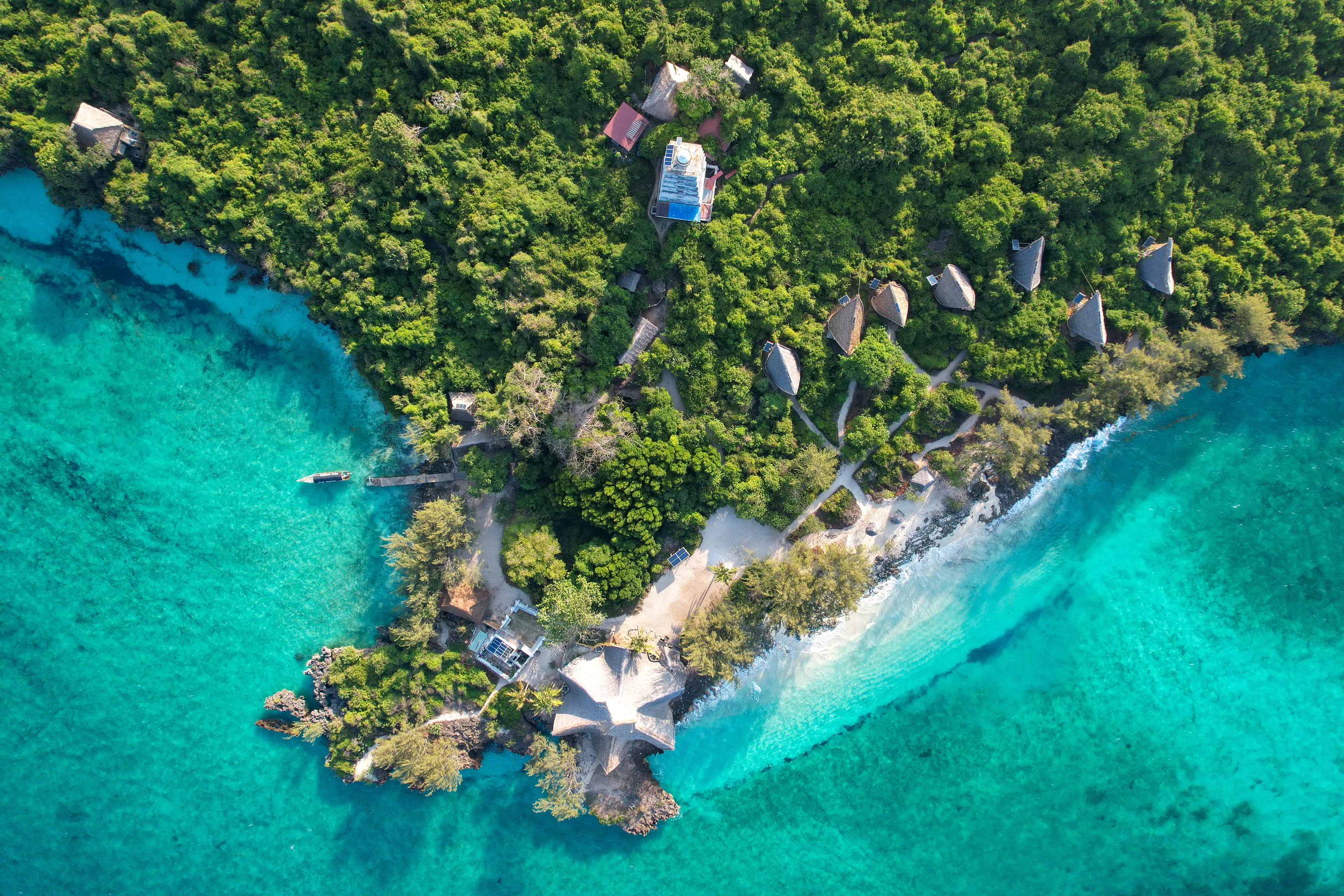 Eager for a Digital Detox? Try These Off-the-Grid Global Vacation Retreats - Vimarsana News